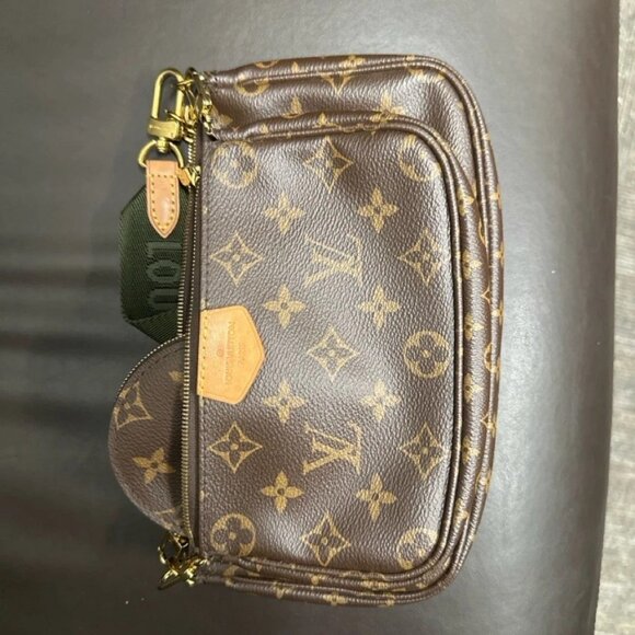 LOUIS VUITTON MULTI POCHETTE CROSS - Picture 6 of 13
